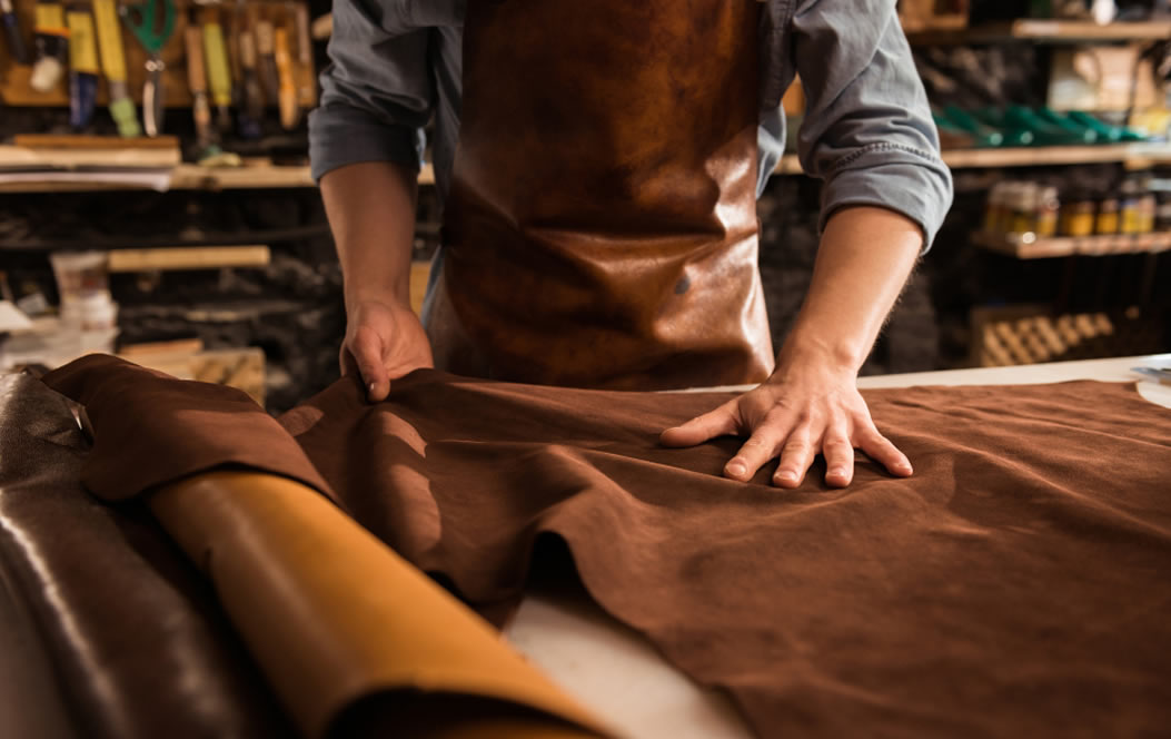 Deri ve Kürk İşleme Fabrikaları için Forklift Hizmetleri