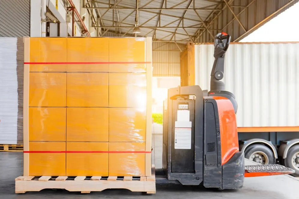 Elektrikli Forklift Akü Ömrünü Uzatmak İçin Pratik Bakım Adımları