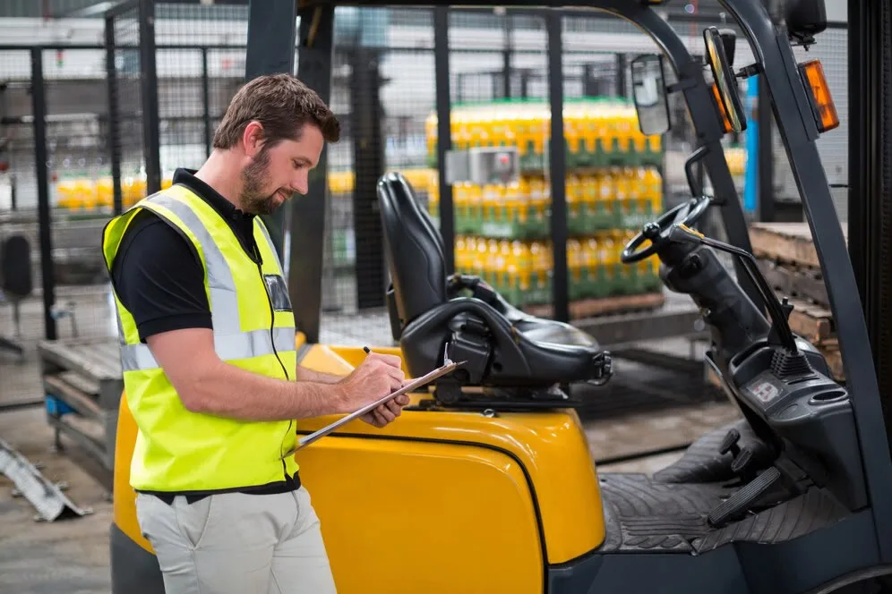 Forklift Akü Şarj Cihazı Tamiri, Kart ve Soket Değişimi